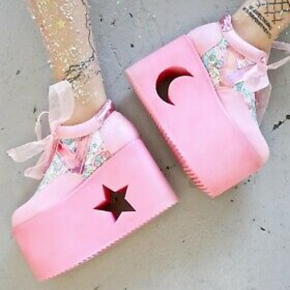 Little Twin Stars YRU Platform Shoes